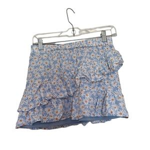 Kids light blue skirt with Daisy print size xl (14) elastic waist
